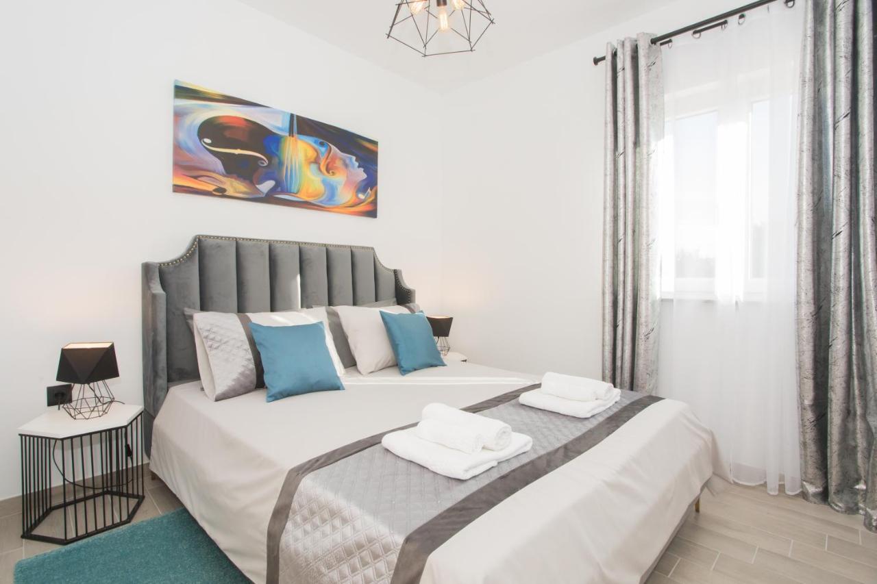 Apartmani Rispet Šibenik Buitenkant foto