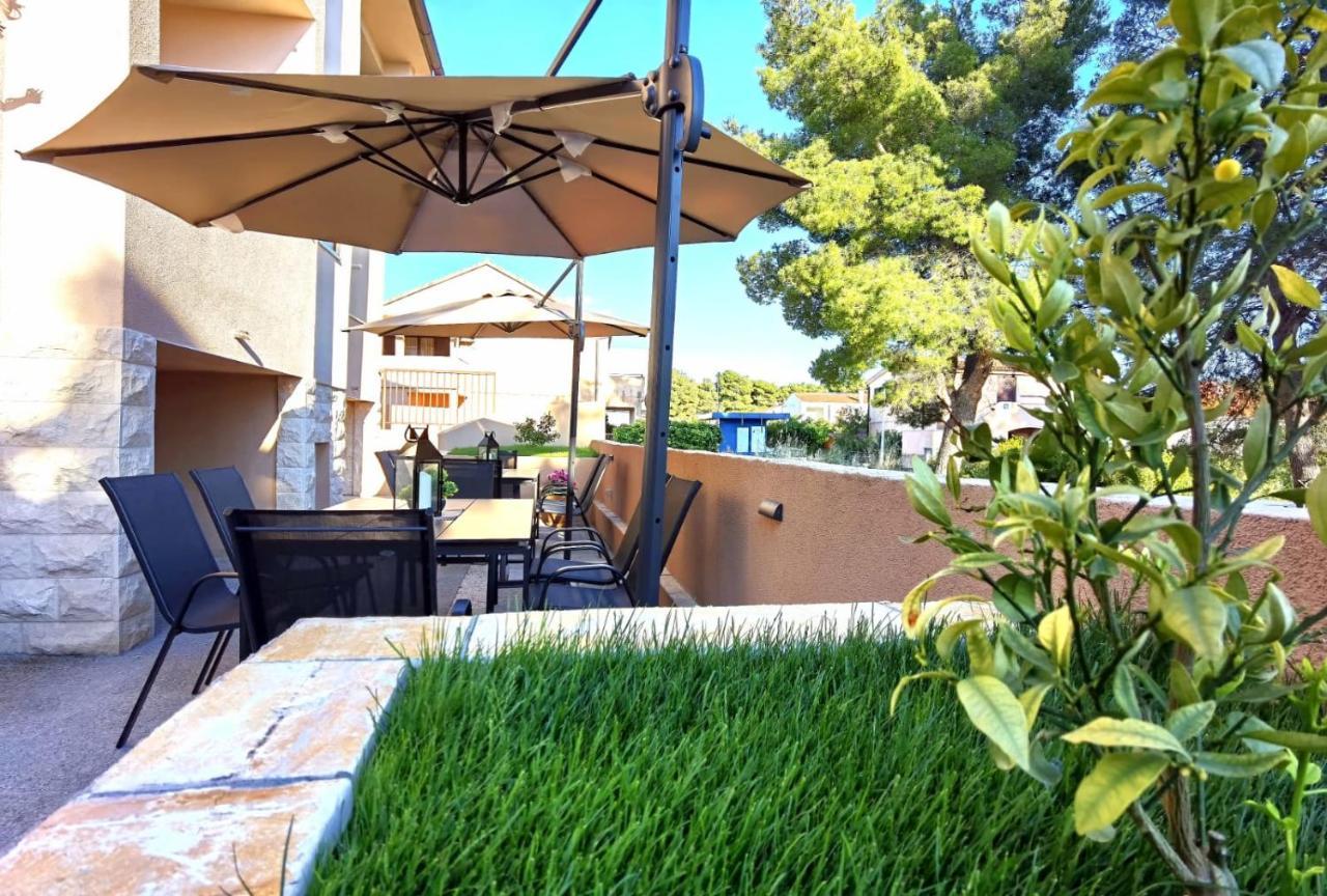Apartmani Rispet Šibenik Buitenkant foto